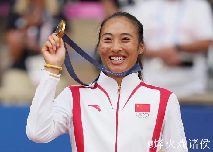 郑钦文荣膺WTA2025年度最受欢迎单打球员 郑钦文荣膺WTA2025年度最受欢迎单打球员